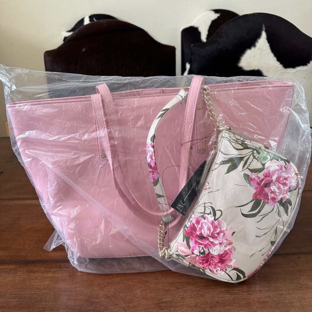 I.N.C. International Concepts
Zoiey 2-1 Tote - Picture 3 of 3